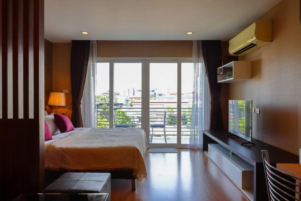 치앙마이 Luxury Living In Heart Of Nimman 아파트 외부 사진